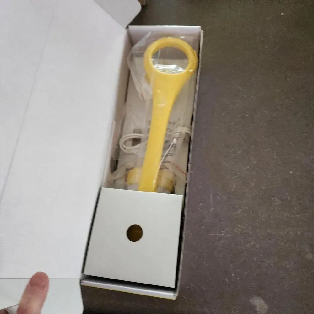New ISO Beauty Yellow Cleansing & Exfoliating Body Brush retail is 200 E4